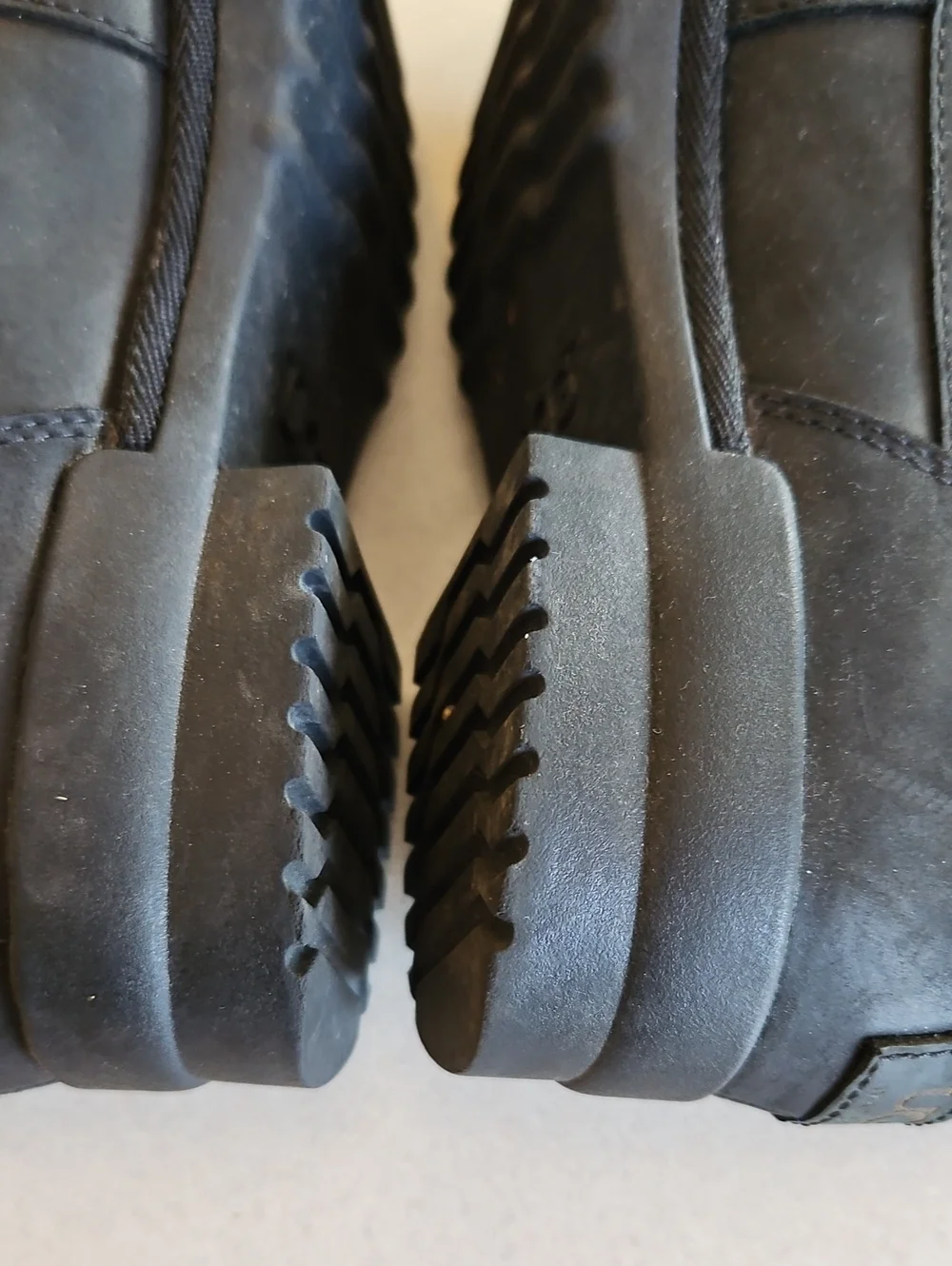 UGG Heather Waterproof Black Duck Boots